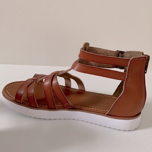 Old Navy Girls sandals size 4 youth - Picture 4 of 7